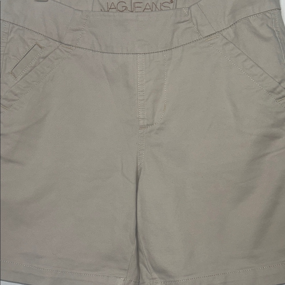 Jag Jeans Women's Ainsley Khaki Shorts - Picture 5 of 10